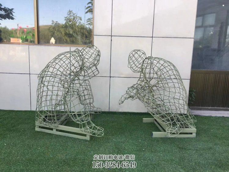 楚雄镂空下棋雕塑供需，广场雕塑，铁艺民俗人物雕塑选用